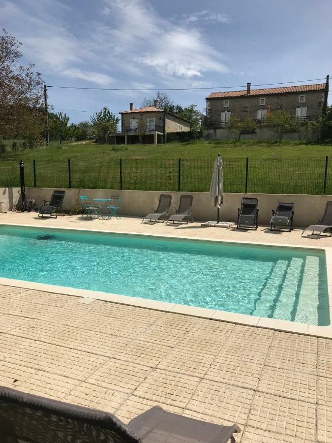 Gites De Pouzelande Sanilhac  Kültér fotó